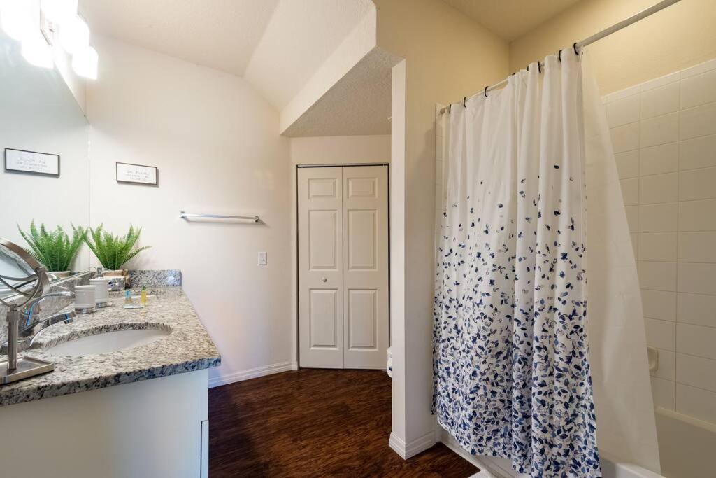 Super Comfy And Spacious 3 Bedroom 10 Minutes From Disney, With Major Shopping 4 Minutes Away Kissimmee Exterior photo